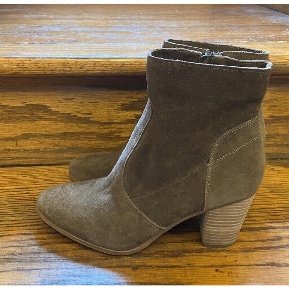 Vince Camuto Trending Suede Tan Boots Women’s 8 Shoes Block Heel